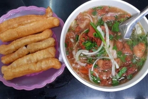 Quán Ăn Phở Long - Bách Khoa