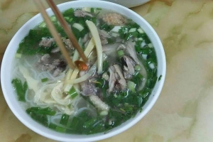 Quán Ăn Phở Long Biên