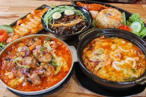 Quán Ăn Phố Mì Cay Seoul 12 Cấp Độ - Nha Trang