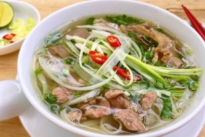Quán Ăn Phở Ngọc 2 - Lê Văn Lương