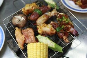 Quán Ăn Phố Nướng - Phan Tứ
