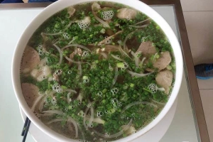 Quán Ăn Phở Ông Hùng - 18A Trường Sơn