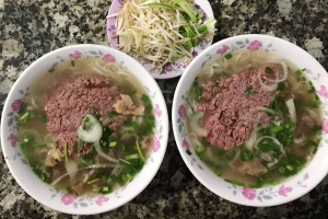 Quán Ăn Phở Phố Cổ & Cơm Văn Phòng