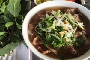 Quán Ăn Phở Thuấn - Phở Bò & Cơm Rang