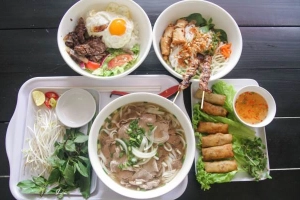Quán Ăn Phở Việt Kiều