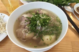 Quán Ăn Phở Việt - Phở & Cơm Trưa Văn Phòng
