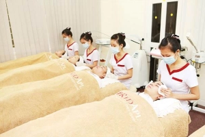 Phòng Khám Da Liễu Táo Đỏ