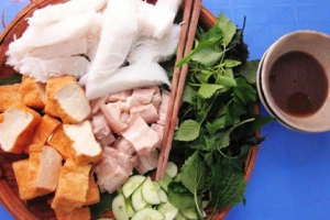Quán Ăn Phong Thủy - Bún Chả & Bún Đậu