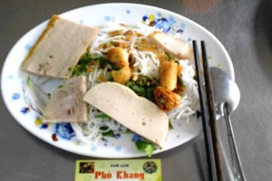 Quán Ăn Chả Lụa Phú Khang
