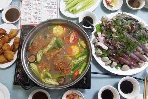 Quán Ăn Phú Mỹ - Lẩu & Nướng Hải Sản