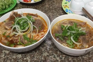 Quán Ăn Phú Vang - Bún Bò Huế - Trần Hưng Đạo