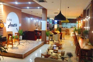 Phúc Hưng Coffee & Acoustic Music
