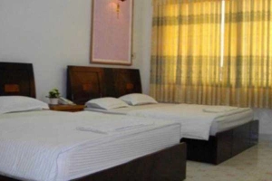 Phùng Hưng Hotel