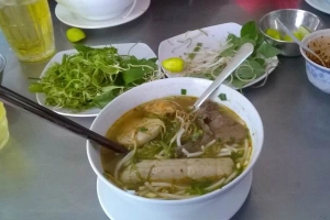 Quán Ăn Phương Anh - Bún Bò Huế & Cơm Tấm