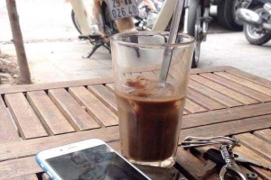 Phương Linh Cafe - Trần Quốc Hoàn