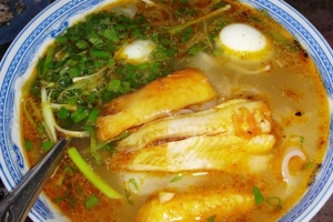Quán Ăn Phương Thảo - Bánh Canh Cá Lóc