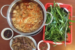 Quán Ăn Phương Tống - Vịt Cỏ Vân Đình