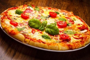 Nhà Hàng Pizza Friends - Thái Thịnh