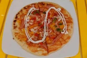Quán Ăn Pizza Moon