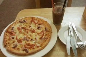 Quán Ăn Pizzinio Pizza - Tô Hiệu
