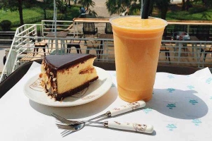 Platform - Coffee & Cake