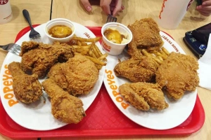 Nhà Hàng Gà Rán Popeyes - AEON Mall Long Biên