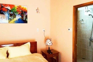 Q House Hotel