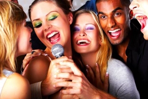 Q7 Karaoke - Trương Công Định