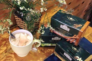 Quả Đất Tròn Cafe - Linh Lang
