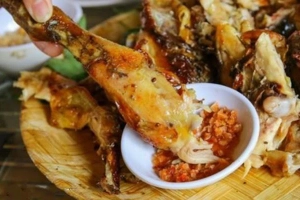 Quán Ăn Quán 27 - Đặc Sản Gà Tre Đèo Le