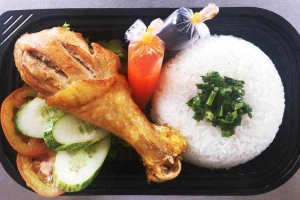 Quán Ăn A. Ken - Cơm Gà & Hủ Tiếu Nam Vang