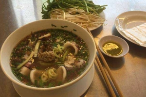 Quán Ăn A Vòi Quán - Hủ Tiếu Mực