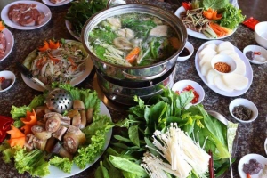 Quán Ăn Ẩm Thực Việt - Cầu Đôi