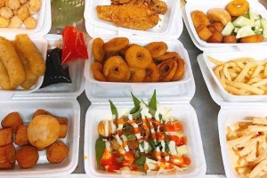 Quán Ăn Ăn Vặt Bé Rơm