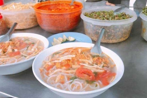 Quán Ăn Bà Mạnh - Bún Cua & Ốc