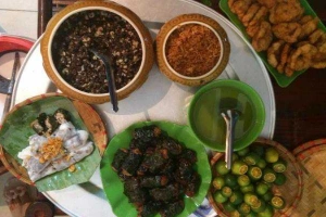 Quán Ăn Bà Nha - Bánh Cuốn & Xôi Mẹt