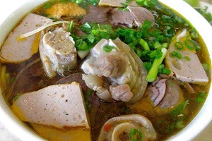 Quán Ăn Bà Quảng - Bún Giò