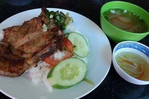 Quán Ăn Bà Tám - Cơm Tấm, Bún Thịt Nướng & Bánh Ướt