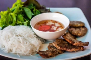 Quán Ăn Hội Quán Ba Thằng Khùng - Bún Chả Hà Nội - Hoàng Hoa Thám