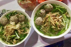 Quán Ăn Bà Thơm - Bún & Phở Gà