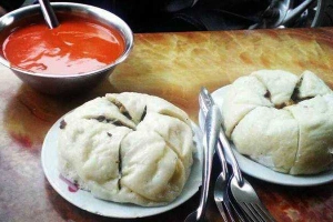 Quán Ăn Bánh Bao & Chè