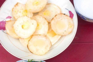 Quán Ăn Bánh Căn Hẻm