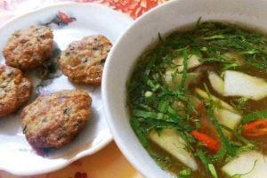 Quán Ăn Bánh Cuốn Phùng Ngân