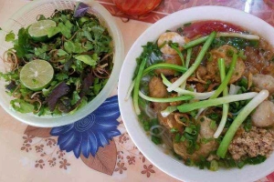 Quán Ăn Bánh Đa Cua Hà Giang