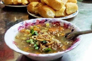 Quán Ăn Bánh Mì Lagu - Nguyễn Huệ