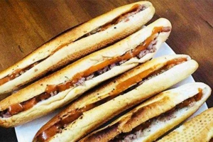 Quán Ăn Bánh Mì Tứ Hải Gia Lai - Lý Thái Tổ