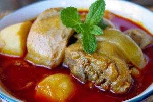 Quán Ăn Bánh Tằm Cari Gà Cay - Lý Bôn