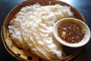 Quán Ăn Bánh Tráng Đập - Hội An