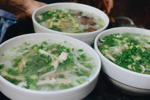 Quán Ăn Bích Liên - Bún, Phở & Gà Đồi