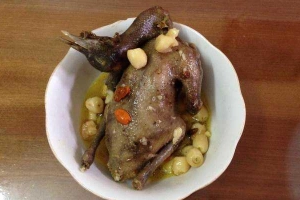Quán Ăn Bồ Câu Tiềm Thuốc Bắc